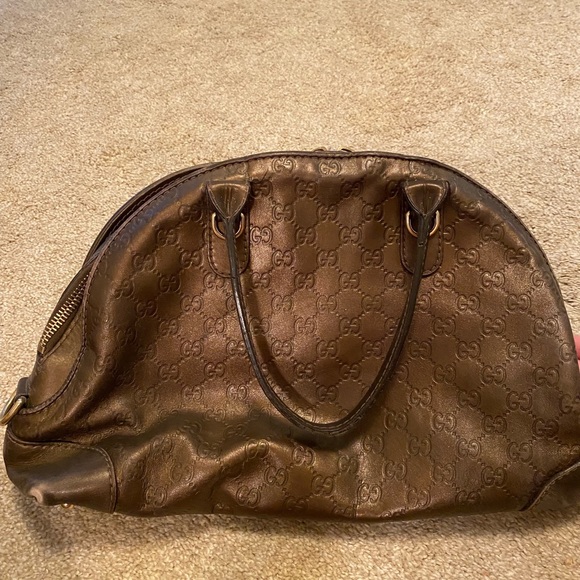 Authentic gucci purse - Picture 2 of 4